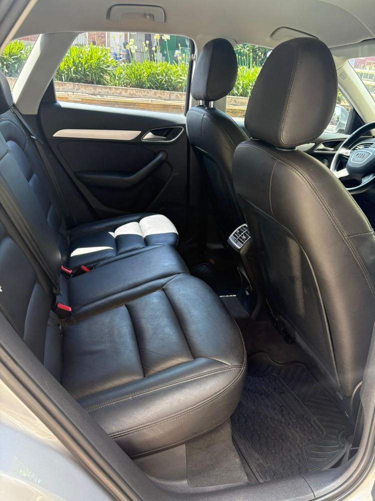 Audi Q3 1.4 tfsi Stronic  — foto 12